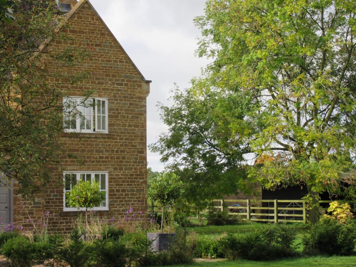 Weston Hill Farm Bed & Breakfast Moreton Pinkney Dış mekan fotoğraf
