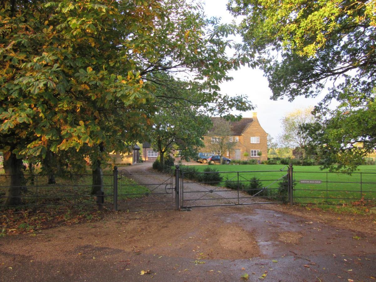 Weston Hill Farm Bed & Breakfast Moreton Pinkney Dış mekan fotoğraf